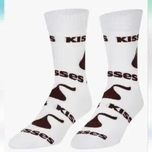 2 Pair Novelty Men Socks 1 Hershey's Makes Everything Better 1 Hershey's Kisses